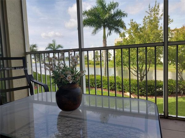 10710 NW 66th St, Unit 202, Doral, FL 33178