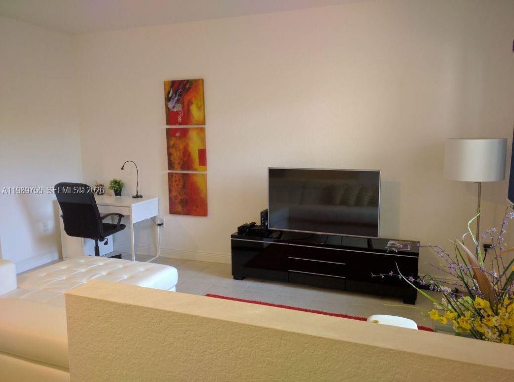 10710 NW 66th St, Unit 202, Doral, FL 33178 Photo