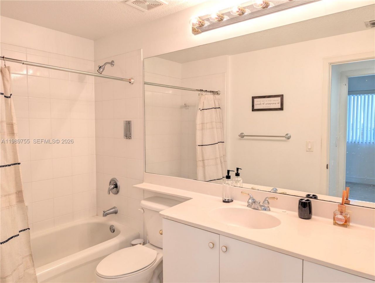 10710 NW 66th St, Unit 202, Doral, FL 33178 Photo