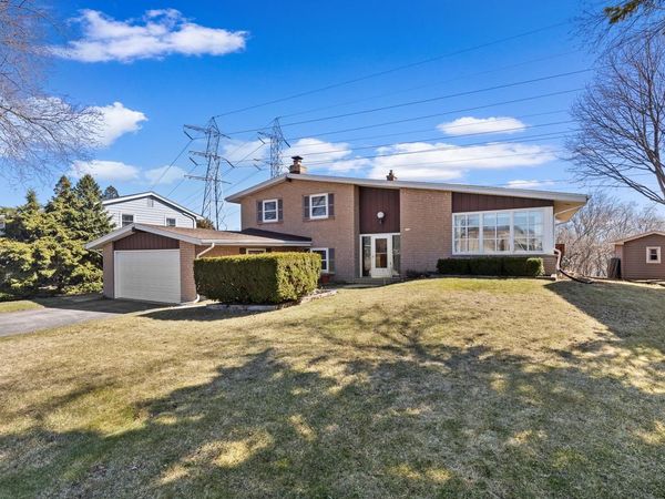 2744 N Park DRIVE, Wauwatosa, WI 53222