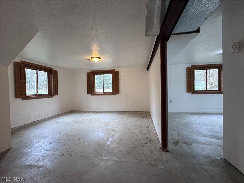 12942 Ravenna Road , Chardon, OH 44024 Photo 31