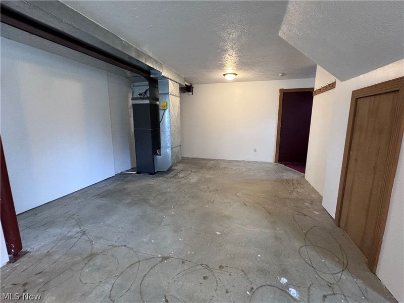 12942 Ravenna Road , Chardon, OH 44024 Photo 34