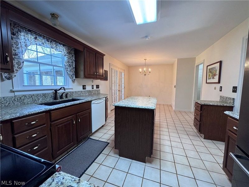 13566 Stoney Springs Drive , Chardon, OH 44024 Photo 12