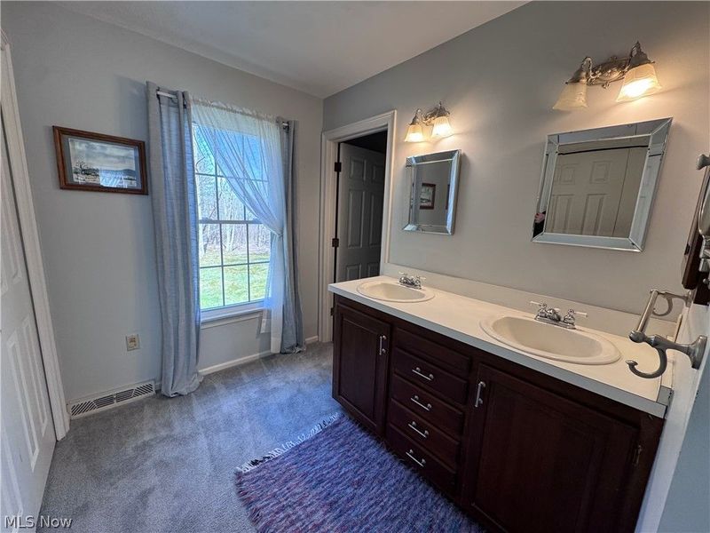 13566 Stoney Springs Drive , Chardon, OH 44024 Photo 31