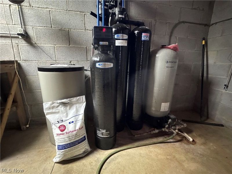 13566 Stoney Springs Drive , Chardon, OH 44024 Photo 40