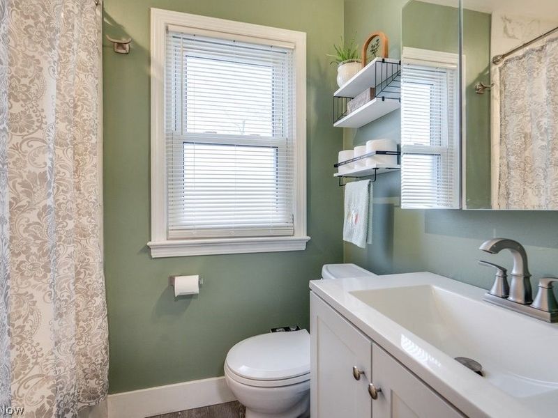 13513 York Boulevard, Garfield Heights, OH 44125 Photo 13