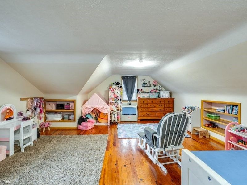 13513 York Boulevard, Garfield Heights, OH 44125 Photo 18