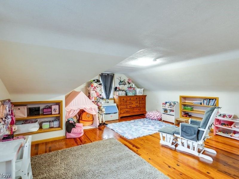 13513 York Boulevard, Garfield Heights, OH 44125 Photo 19