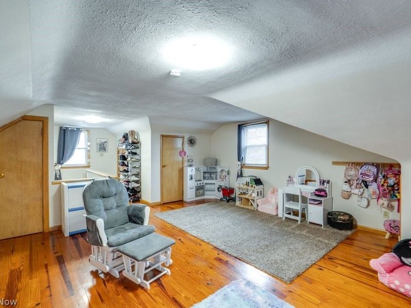 13513 York Boulevard, Garfield Heights, OH 44125 Photo 20