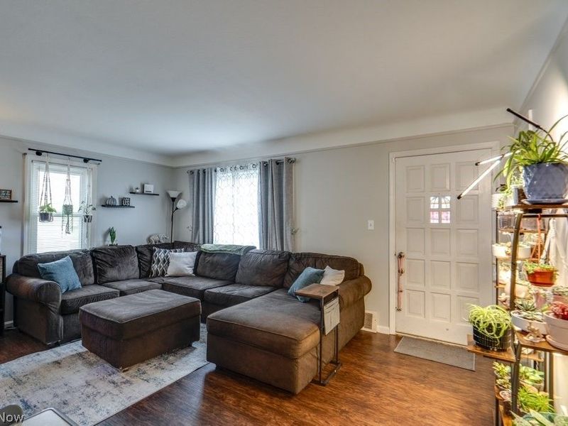 13513 York Boulevard, Garfield Heights, OH 44125 Photo 4