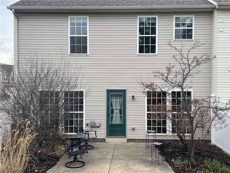 983 Tradewinds Cove, Painesville Township, OH 44077 Photo 2