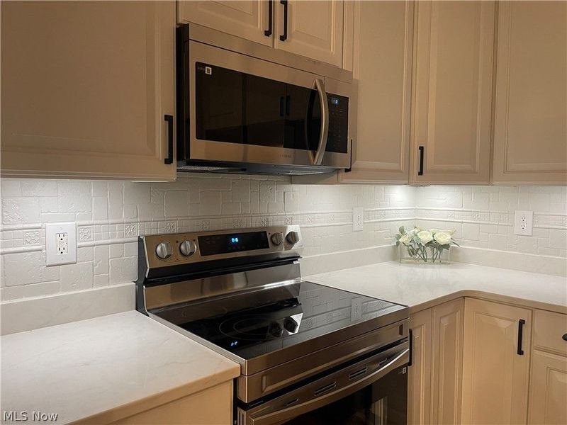 983 Tradewinds Cove, Painesville Township, OH 44077 Photo 28