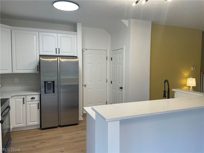 983 Tradewinds Cove , Painesville Township, OH 44077 Photo 8