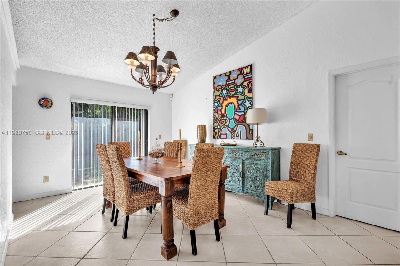 9300 NW 32nd Mnr , Sunrise, FL 33351 Photo