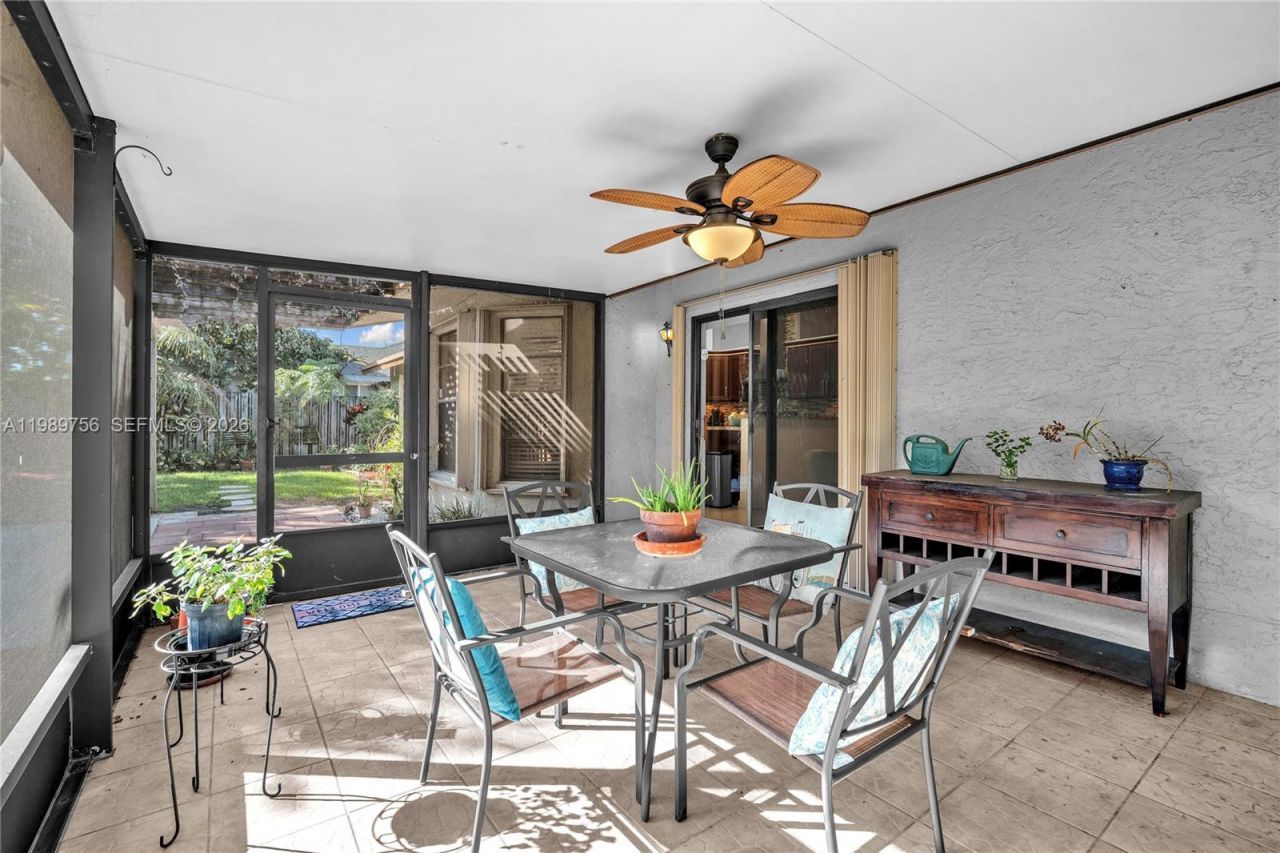 9300 NW 32nd Mnr , Sunrise, FL 33351 Photo