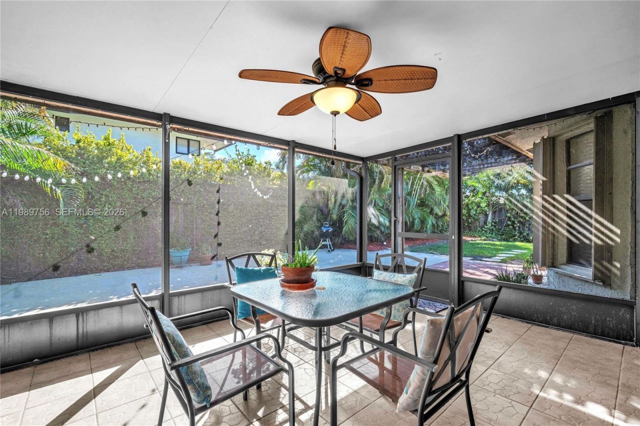 9300 NW 32nd Mnr , Sunrise, FL 33351 Photo