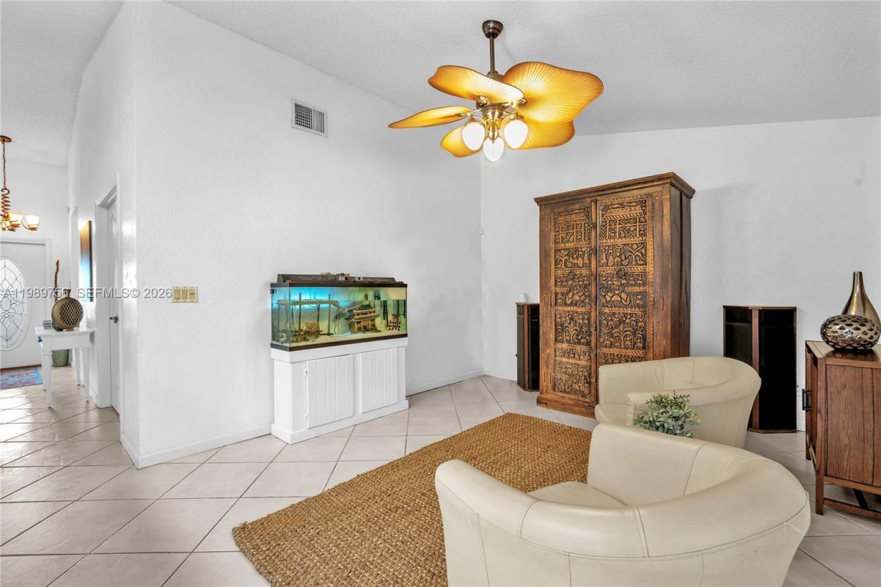 9300 NW 32nd Mnr , Sunrise, FL 33351 Photo