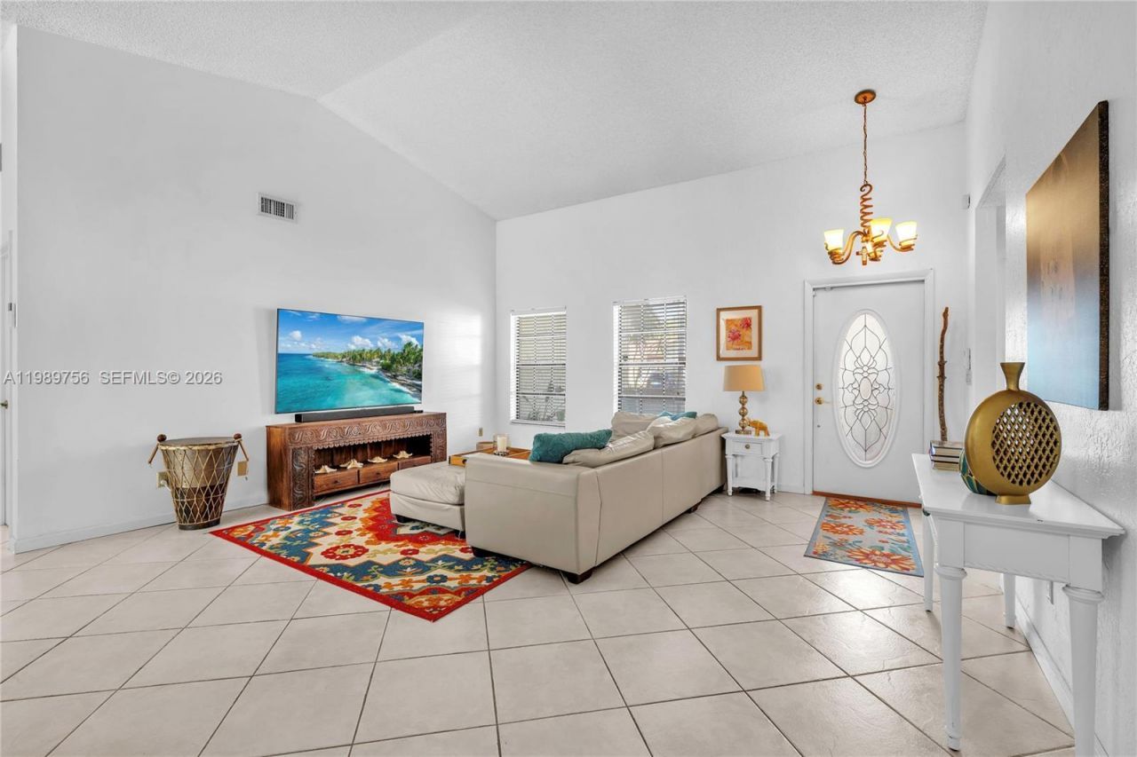 9300 NW 32nd Mnr , Sunrise, FL 33351 Photo