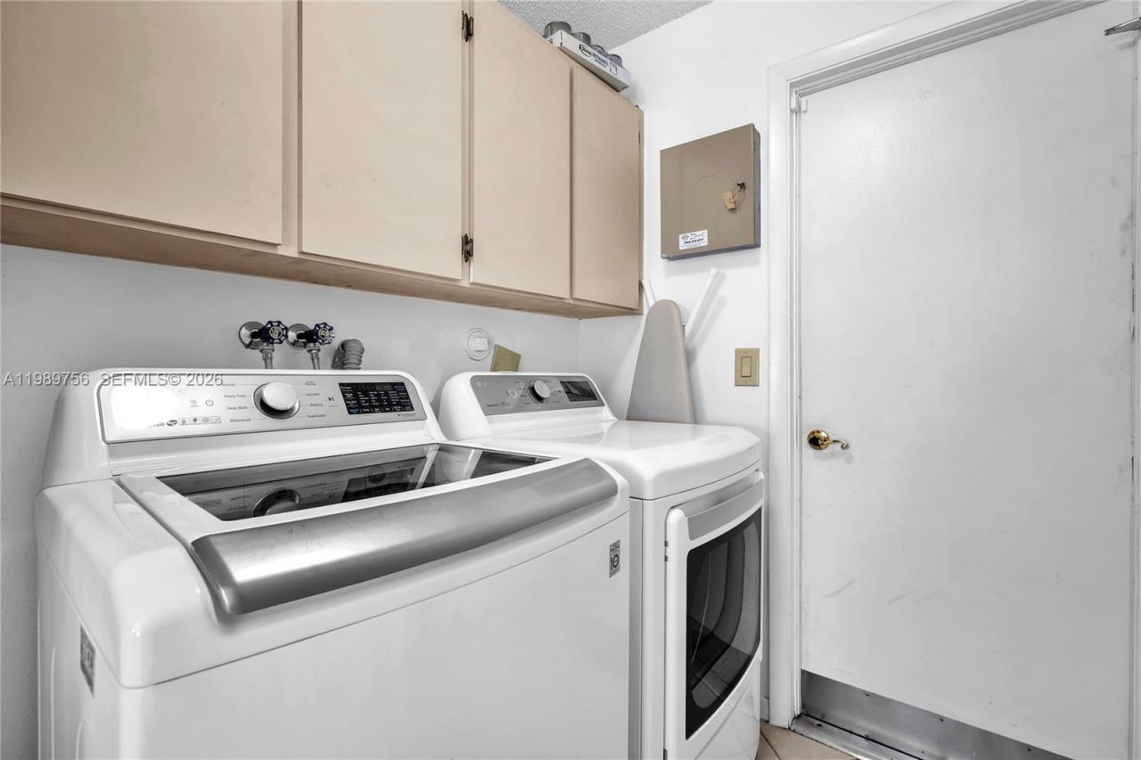 9300 NW 32nd Mnr , Sunrise, FL 33351 Photo