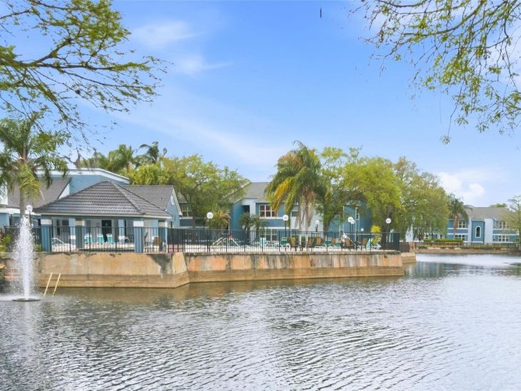 4532 Commander Drive, Unit 2132, Orlando, FL 32822