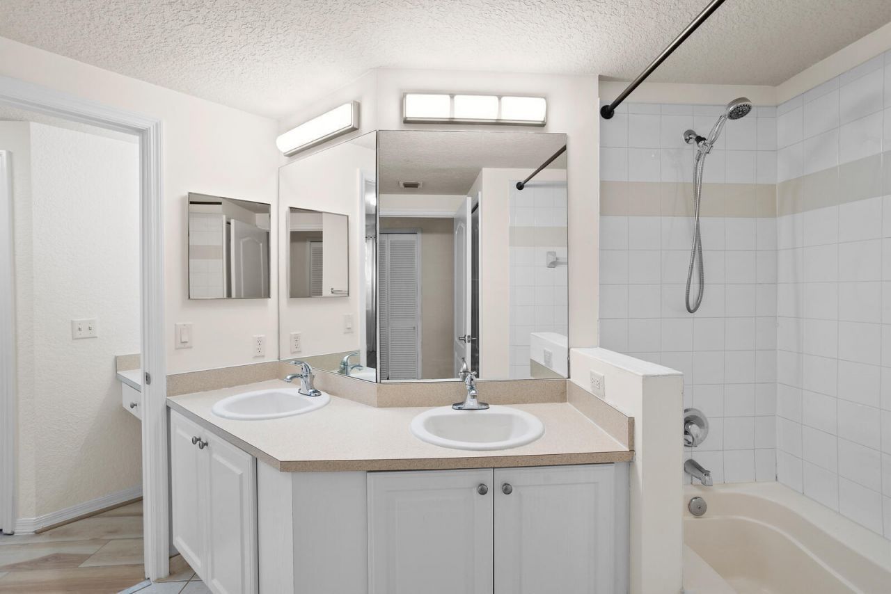 11012 Legacy Drive, Unit 104, Palm Beach Gardens, FL 33410 Photo