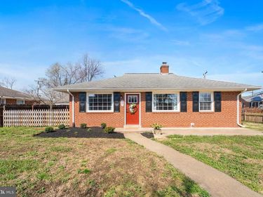 501 HANSON AVENUE , FREDERICKSBURG, VA 22401