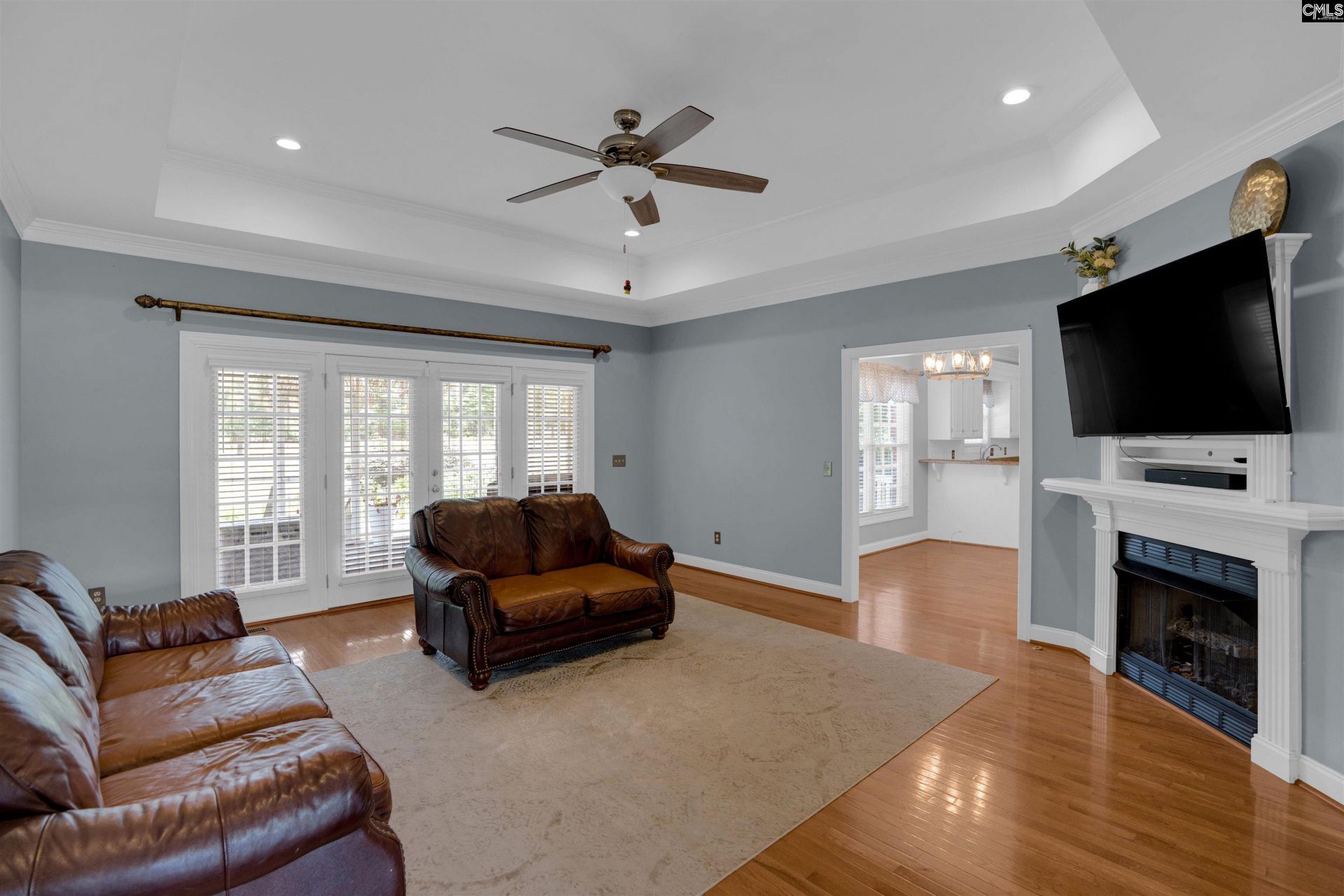 217 Clubhouse Drive Photo 10