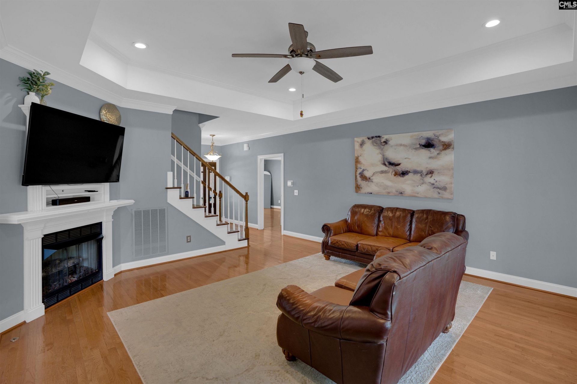 217 Clubhouse Drive Photo 12