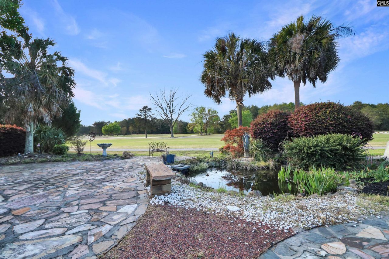 217 Clubhouse Drive  Photo 13