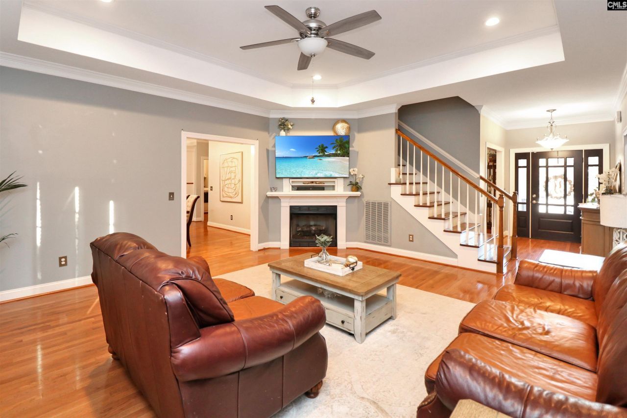 217 Clubhouse Drive  Photo 21