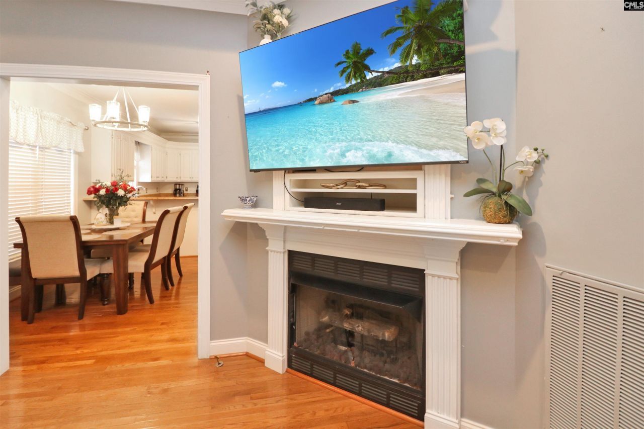 217 Clubhouse Drive  Photo 25