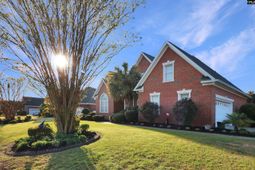 217 Clubhouse Drive  photo 4