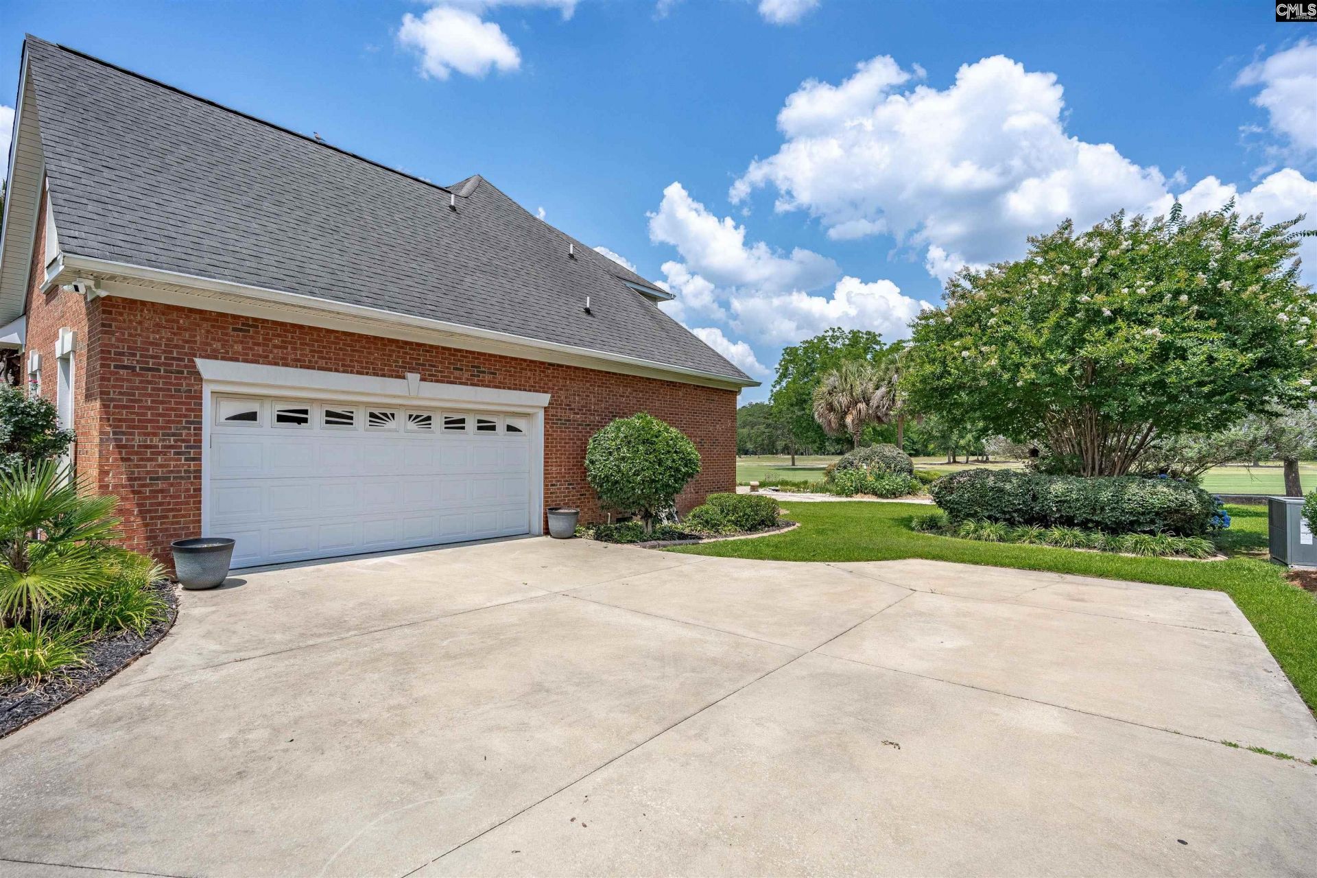 217 Clubhouse Drive Photo 34
