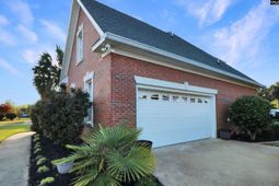 217 Clubhouse Drive  photo 4