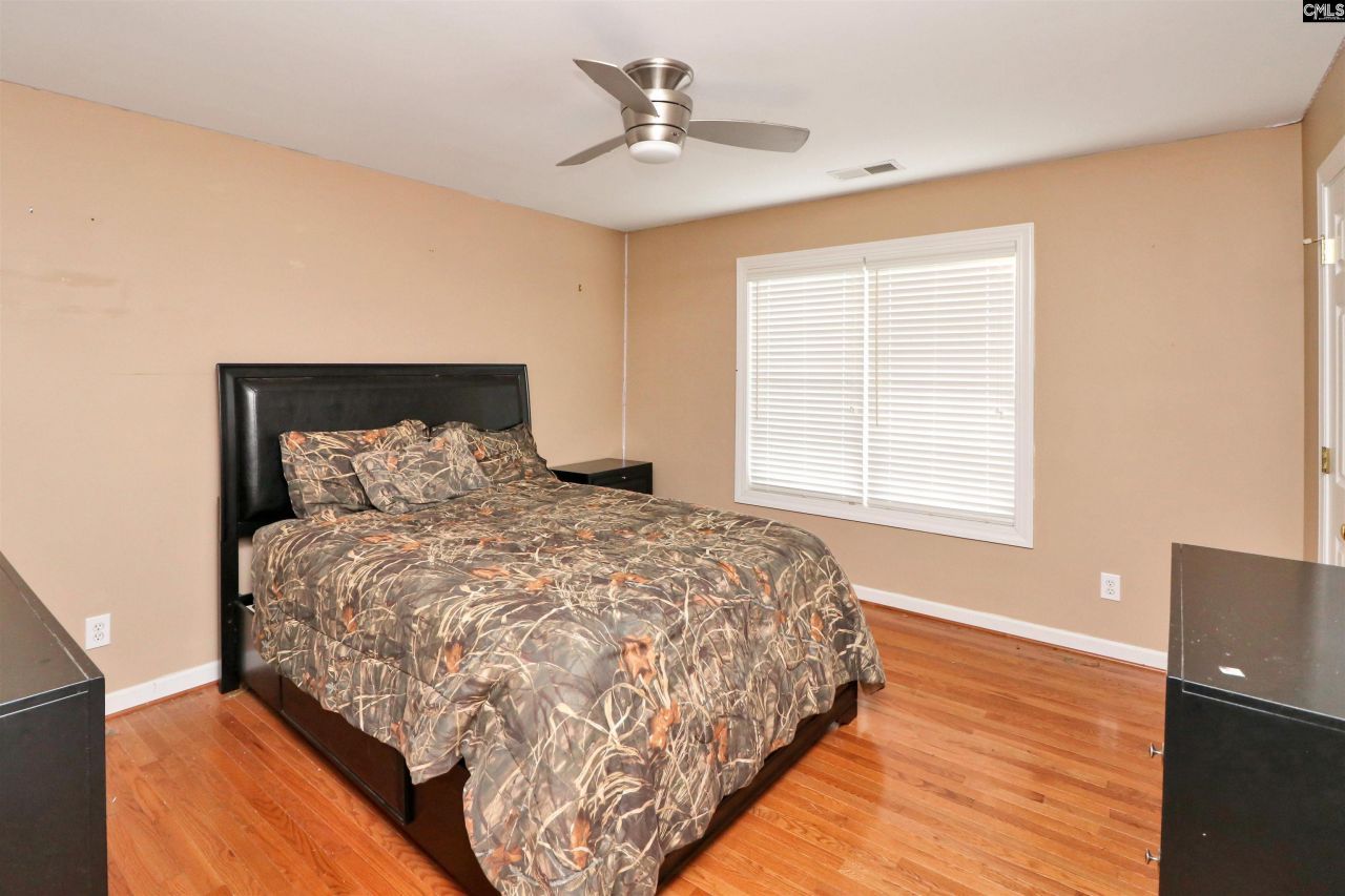 217 Clubhouse Drive  Photo 52