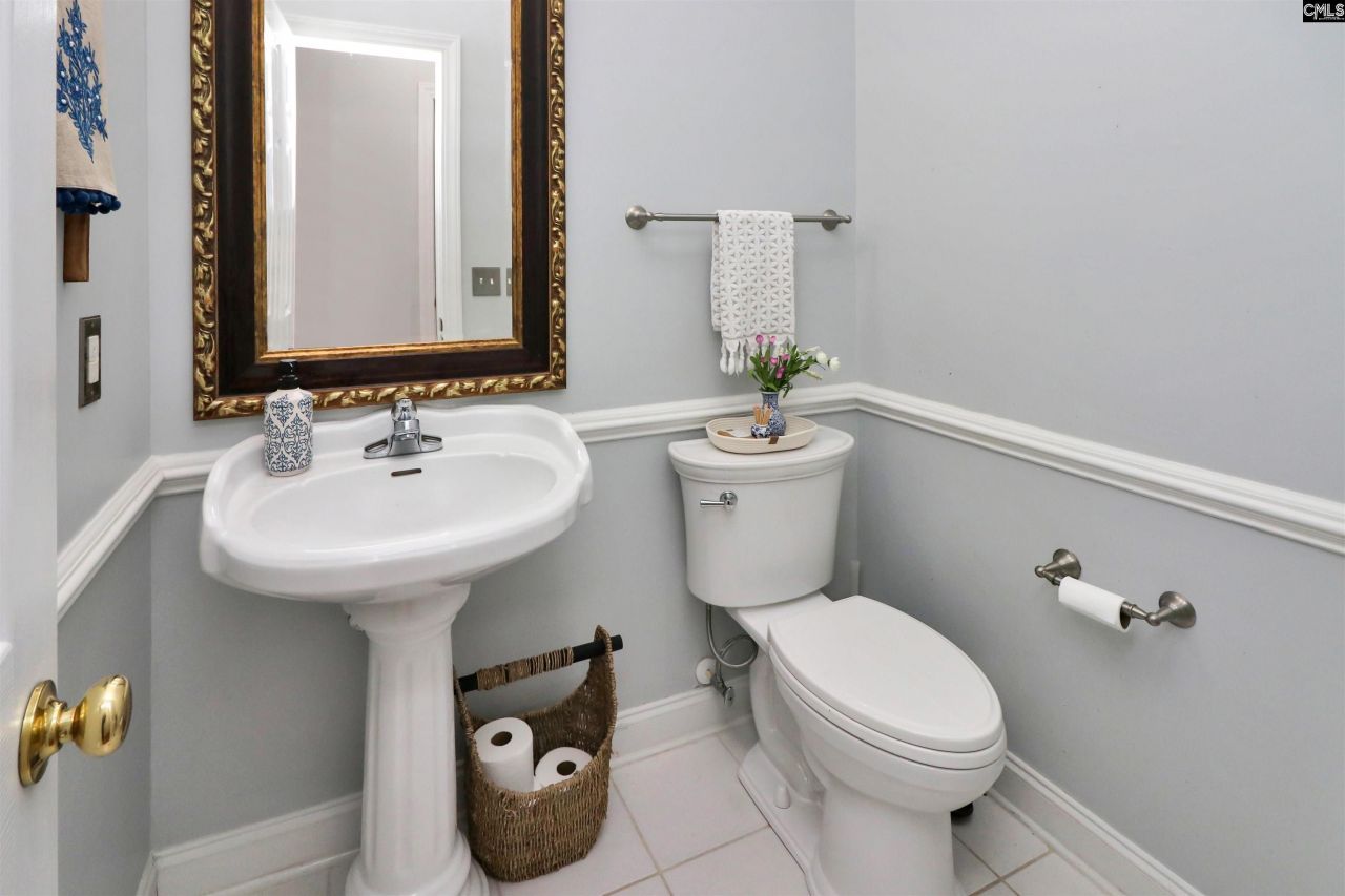 217 Clubhouse Drive  Photo 59