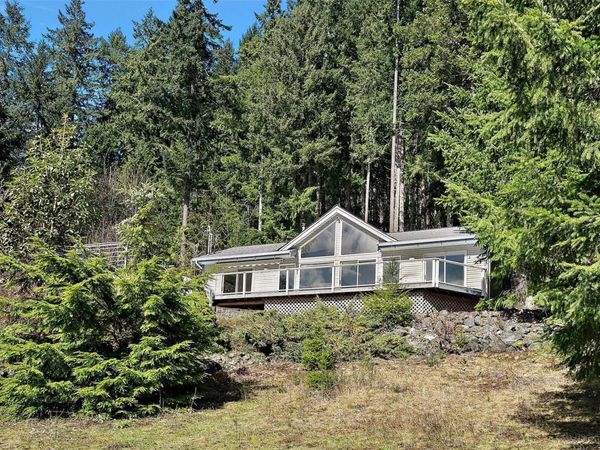 9709 Youbou Rd, Youbou, BC V0R 3E1
