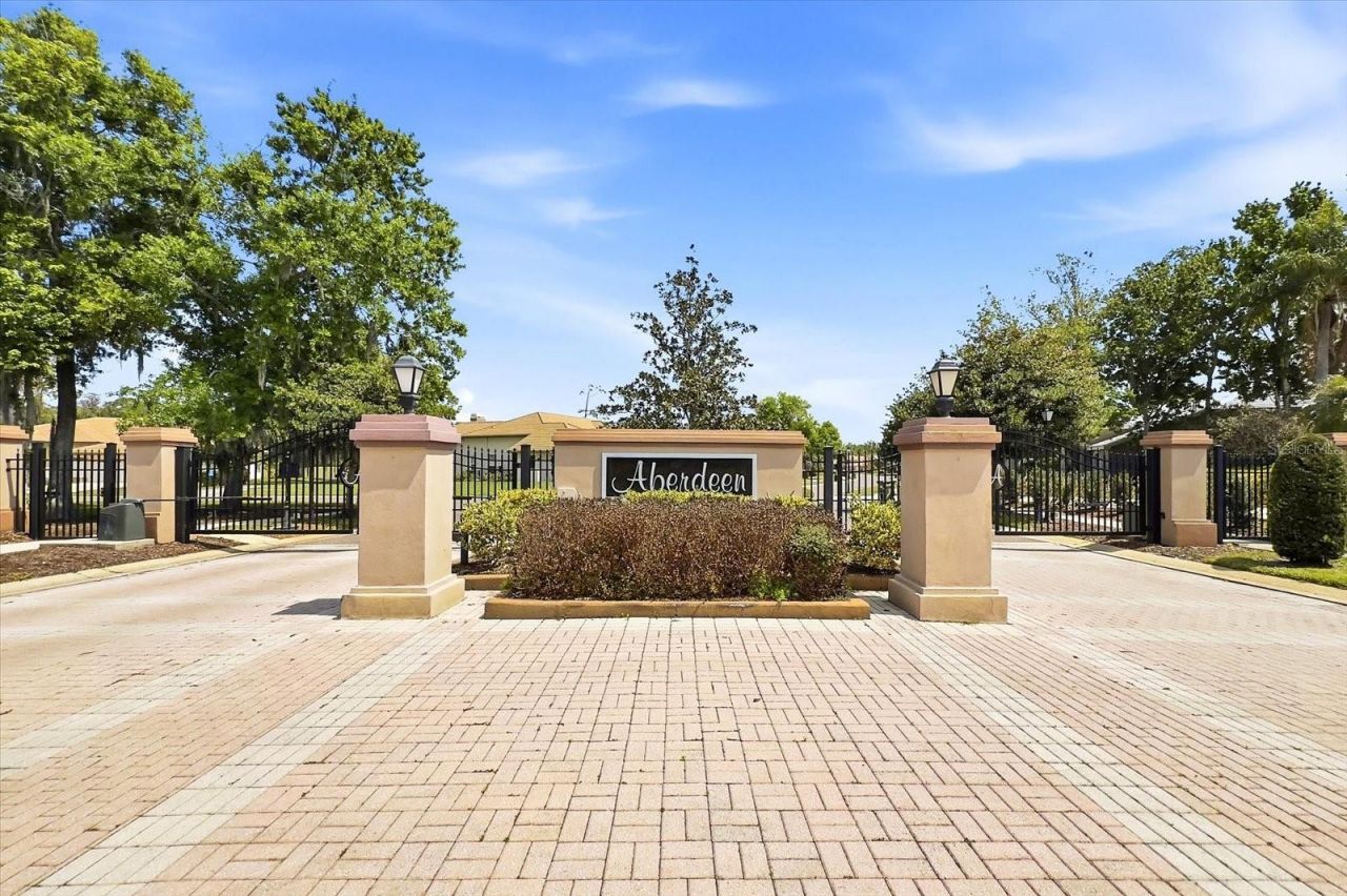 1384 Forestedge Boulevard, Oldsmar, FL 34677 Photo