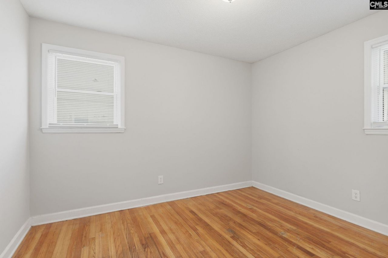 4237 Shorecrest Drive  Photo 15