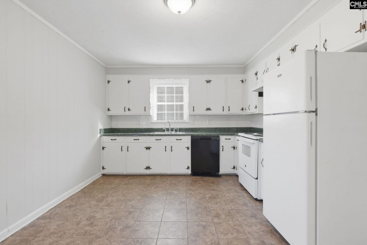 4237 Shorecrest Drive  Photo 16