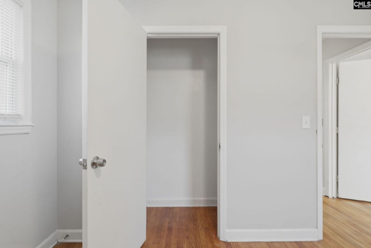 4237 Shorecrest Drive  Photo 30