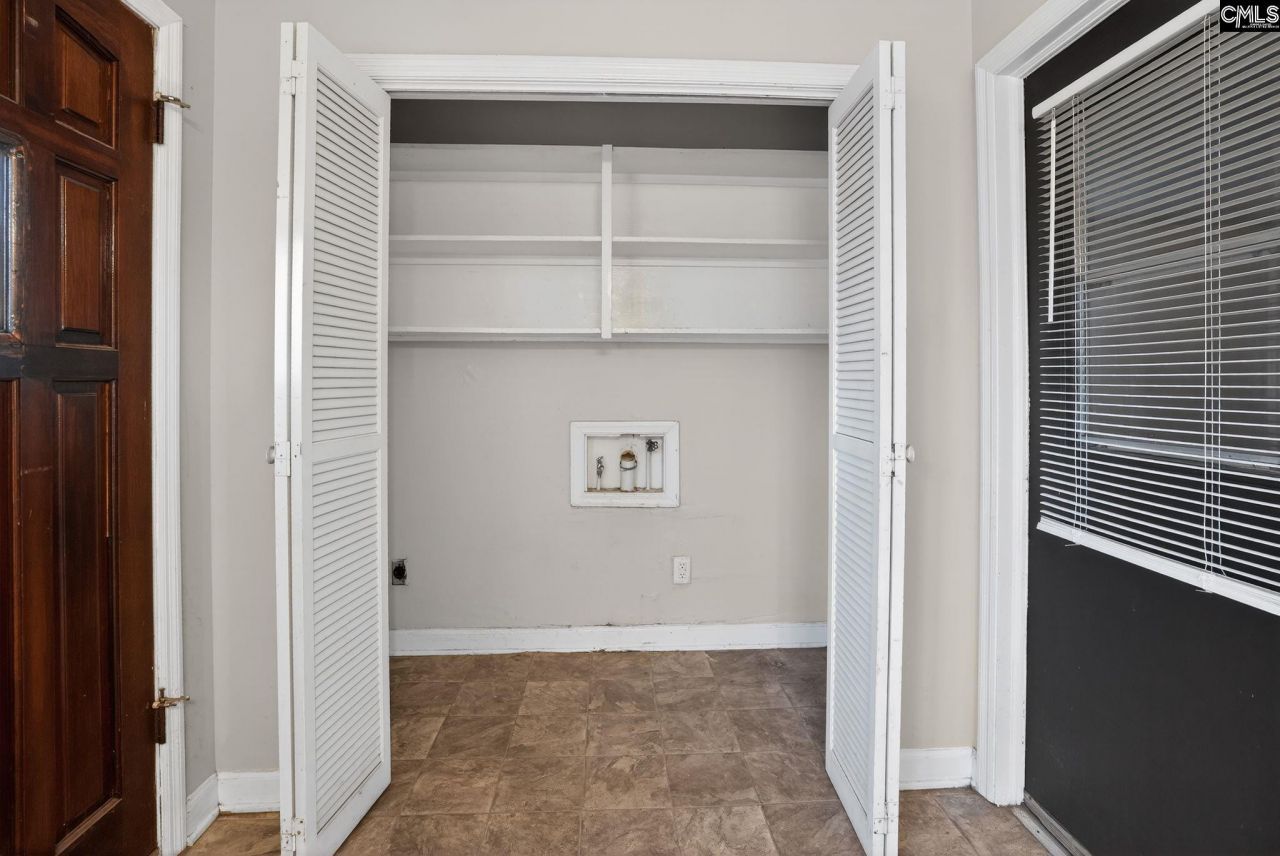 6 Woodtrail Court  Photo 29