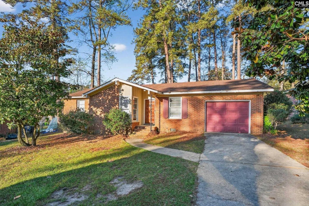 6 Woodtrail Court  Photo 6