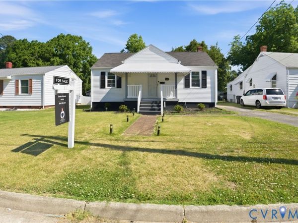 308 Maple Lane, Colonial Heights, VA 23834