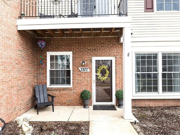 3377 Kneeland Circle, Howell Twp, MI 48843