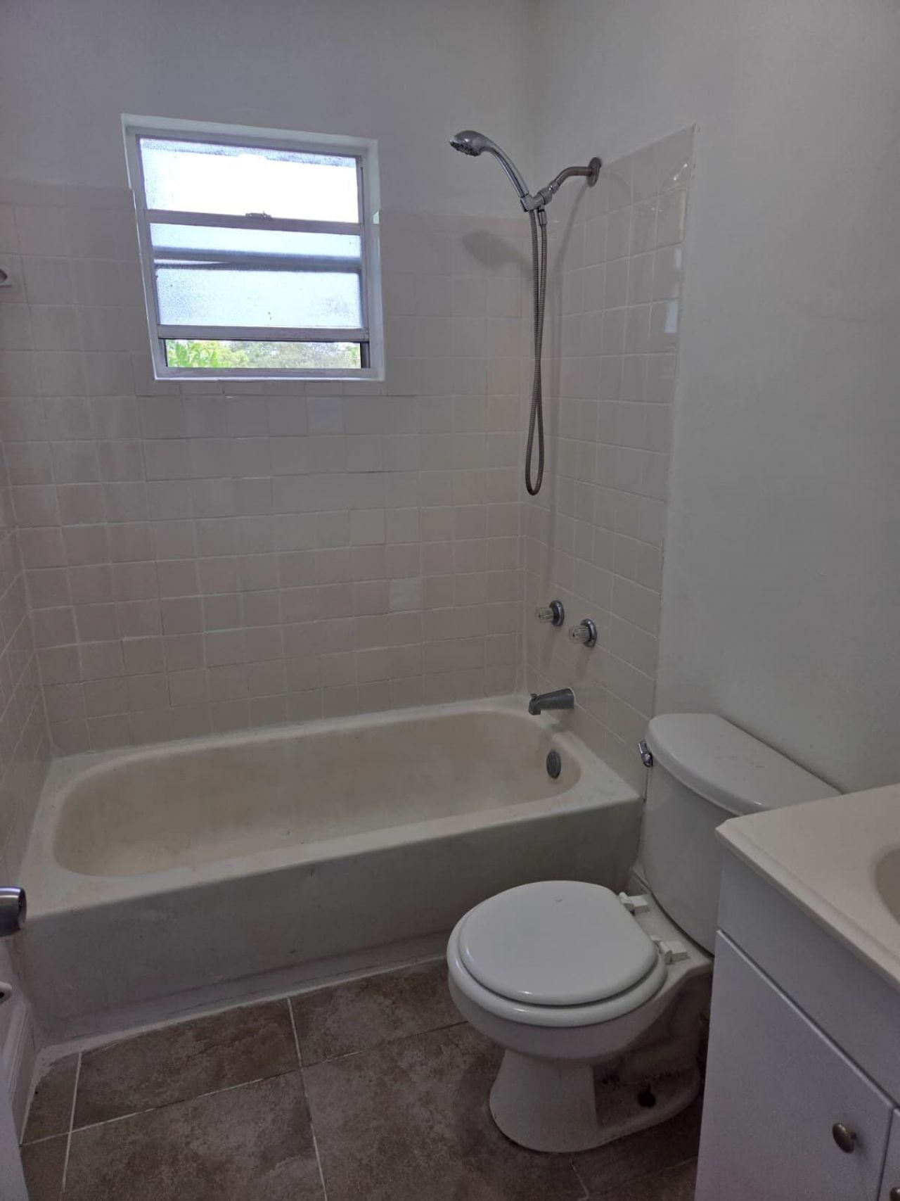 1633 W 28th Street, Unit B, Riviera Beach, FL 33404 Photo