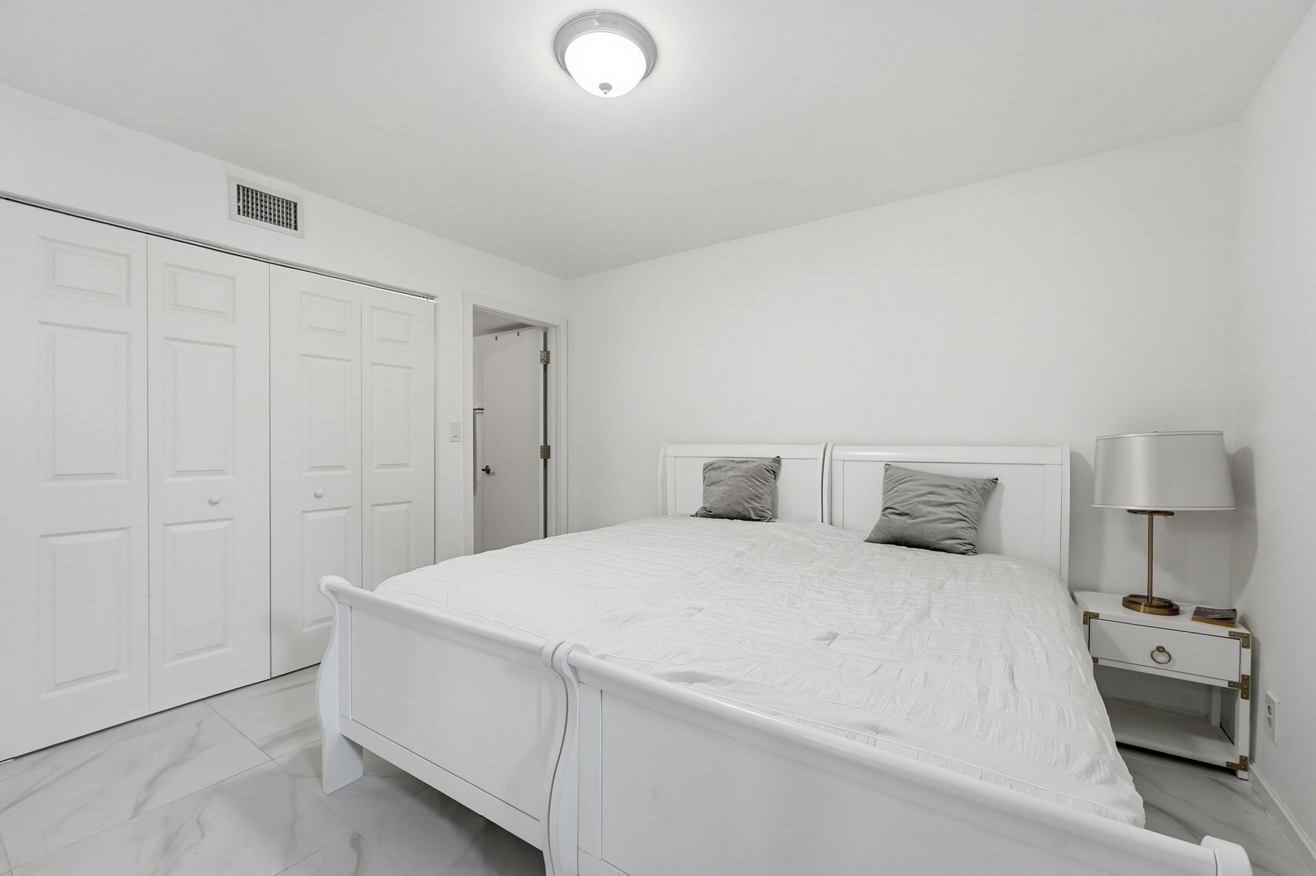 602 Executive Center Drive, Unit 105, West Palm Beach, FL 33401 Photo