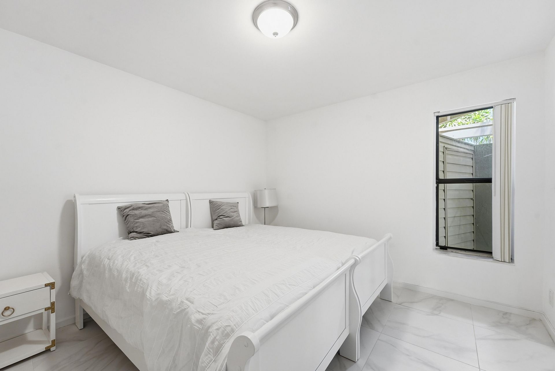 602 Executive Center Drive, Unit 105, West Palm Beach, FL 33401 Photo