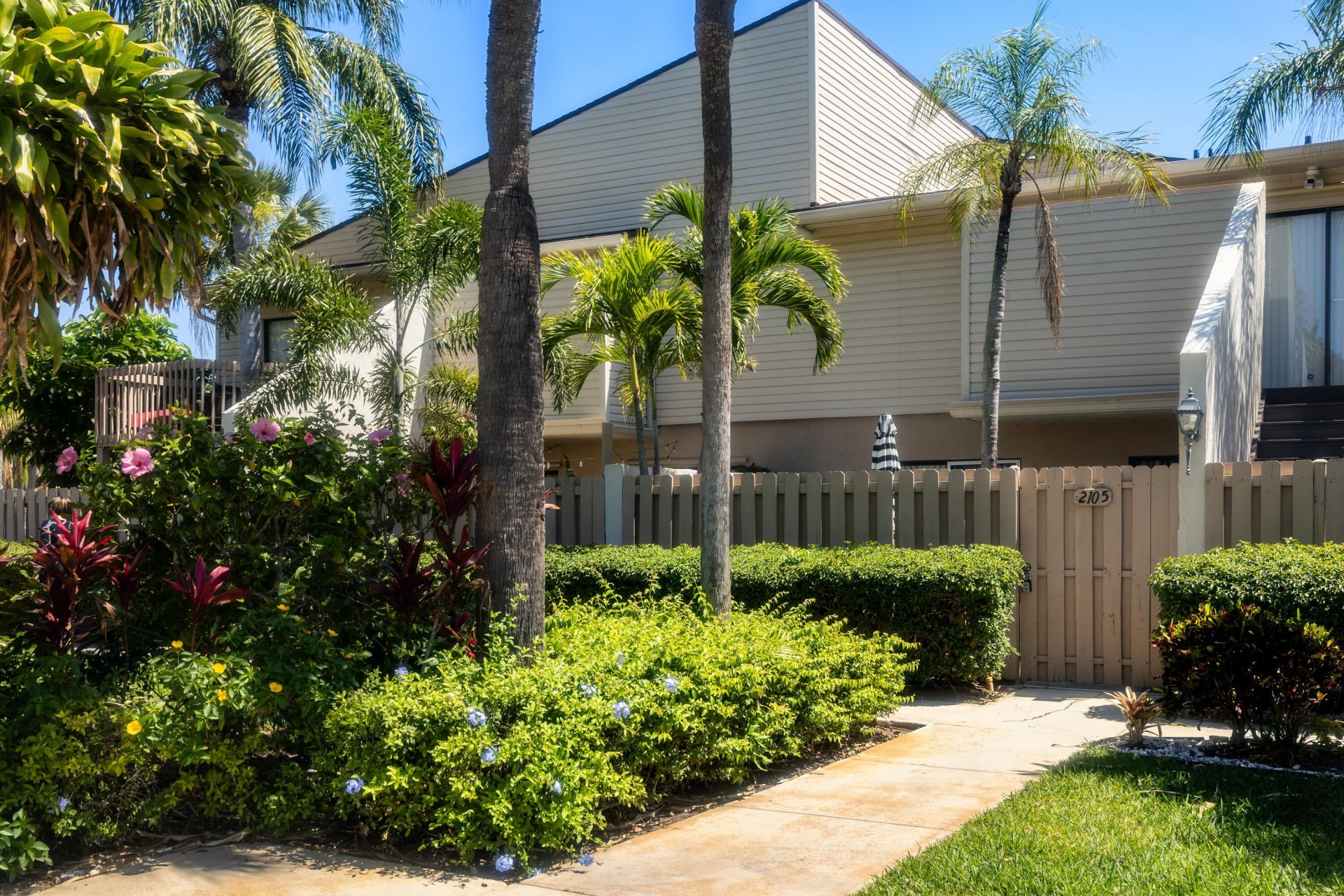 602 Executive Center Drive, Unit 105, West Palm Beach, FL 33401 Photo