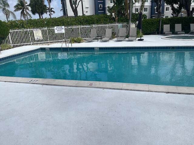 602 Executive Center Drive, Unit 105, West Palm Beach, FL 33401 Photo